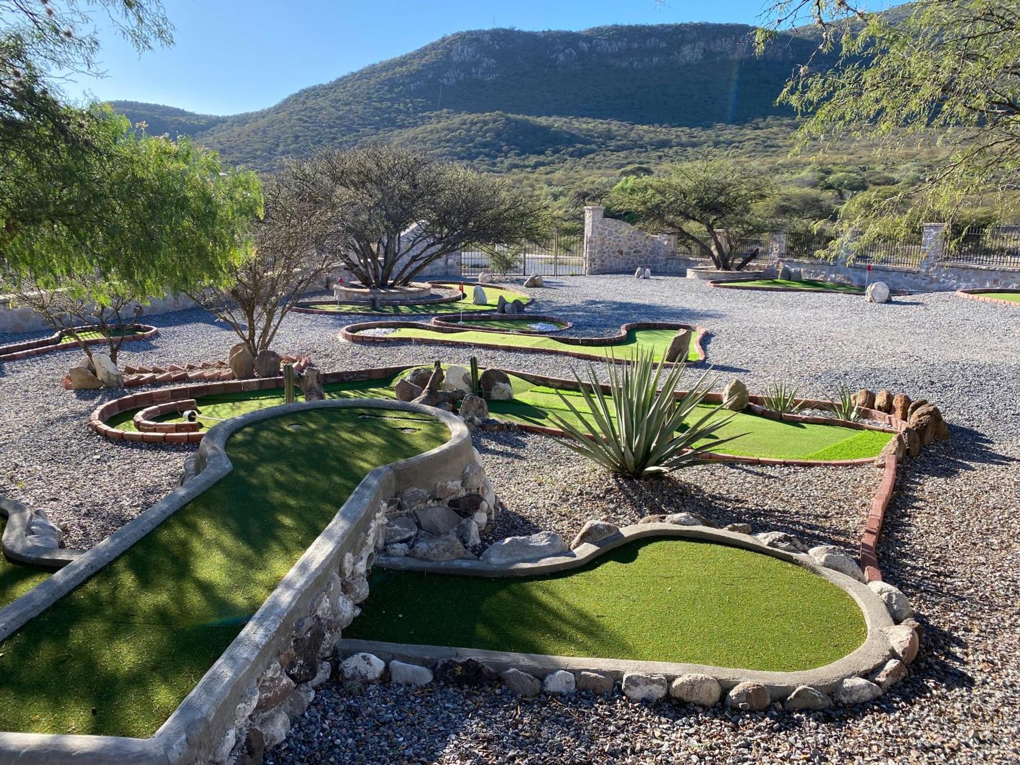 Club Vergel Resort Bernal Eksteriør billede